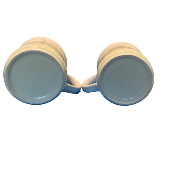 Le Creuset Set of 2 Cream Colored Coffee Tea Mugs Drinkware Gift - Picture 6 of 7